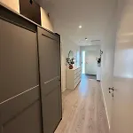 아파트 Perfect For Couples Or Solo Travelers, Just 10 Min From 트롬쇠