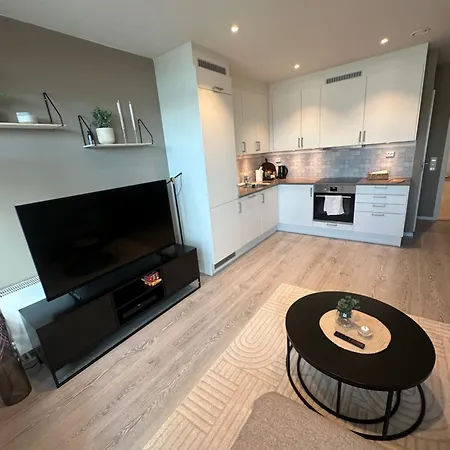 아파트 Perfect For Couples Or Solo Travelers, Just 10 Min From *