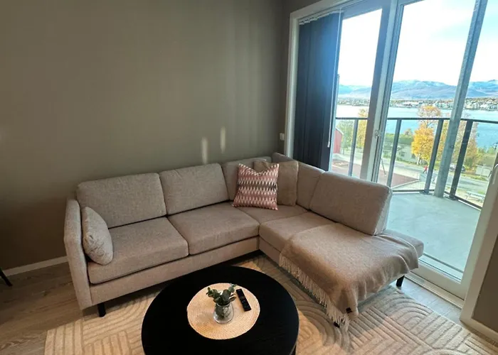 Perfect For Couples Or Solo Travelers, Just 10 Min From 아파트
