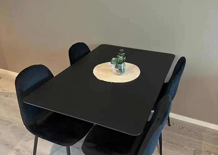 Perfect For Couples Or Solo Travelers, Just 10 Min From 아파트